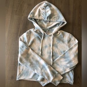 Cropped hoodie